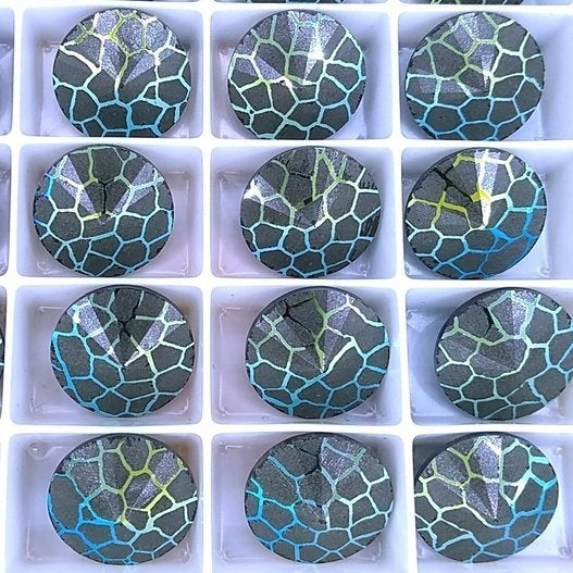 14mm Rivoli in Black AB with Laser Etched Giraffe 2 pattern (Swarovski)