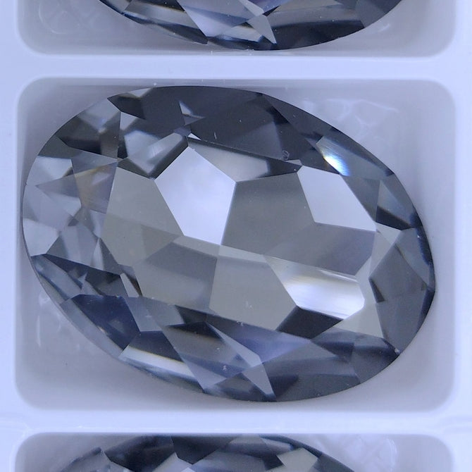 30x20mm Oval in Black Diamond (Aurora)