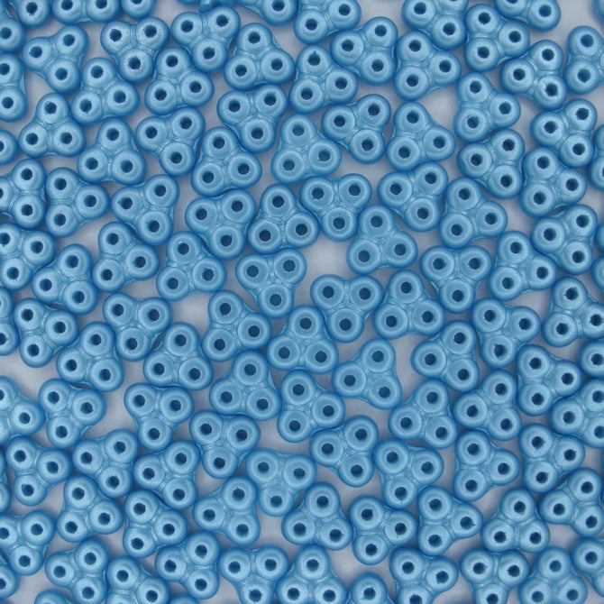 25 x 6mm Trinity beads in Pastel Turquoise