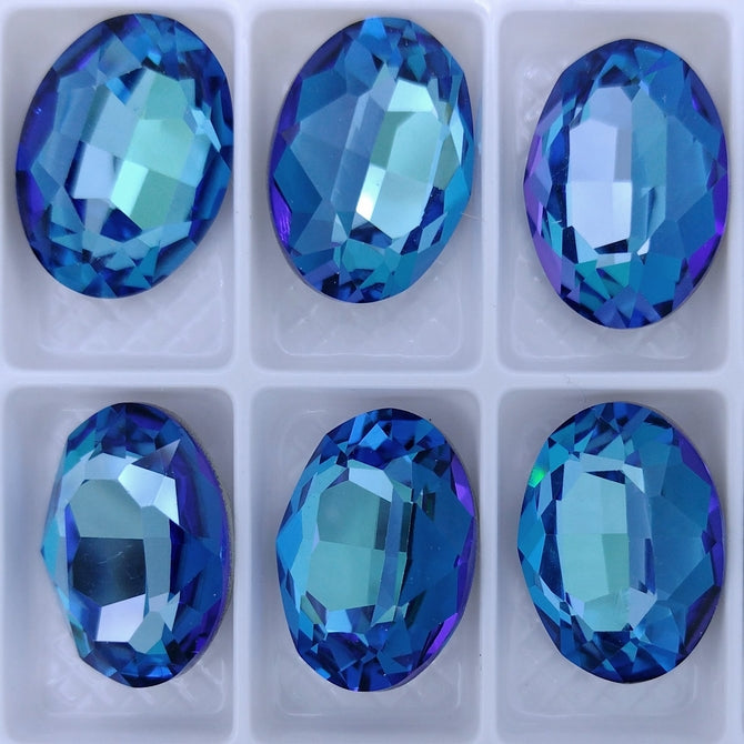 18x13mm Oval in Crystal Bermuda Blue (Aurora)