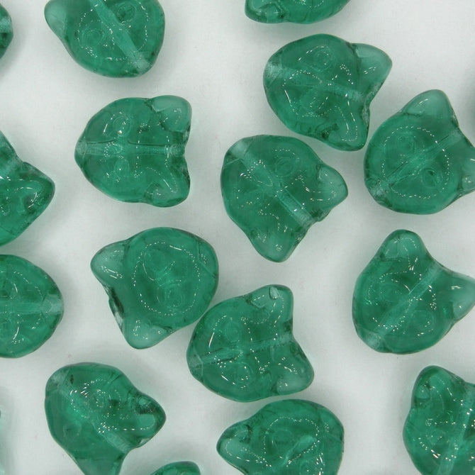 2 x 13mm Cat head beads in Teal Green