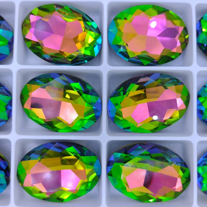 30x20mm Oval in Crystal Vitrail Medium (Aurora)