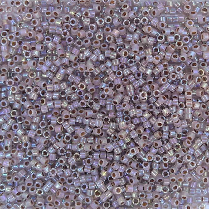 DB1749 - 1g Size 11/0 delicas in Cocoa lined Opal AB