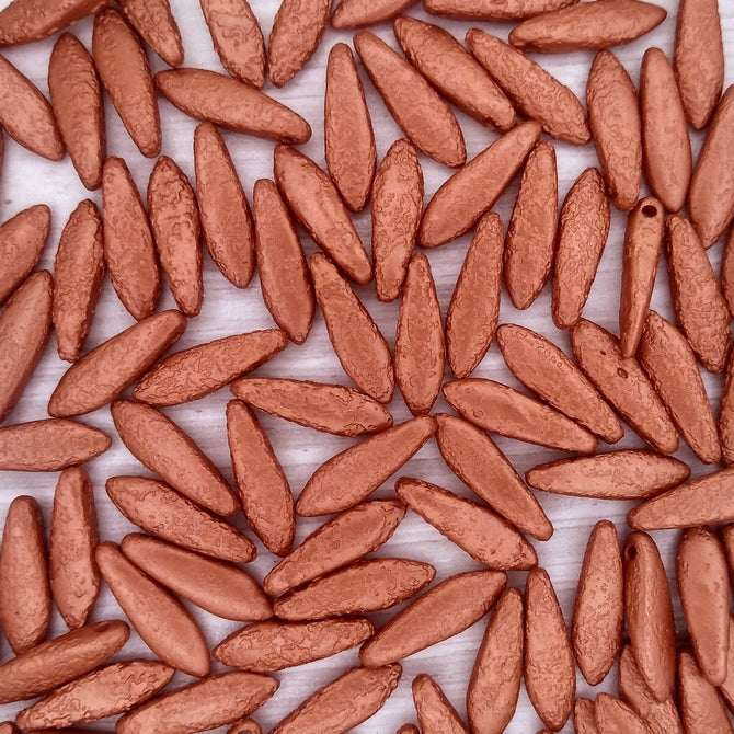 10 x daggers in etched Metallic Bronze (5x16mm)