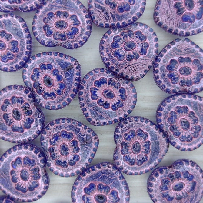 17mm Heart with Rose in Sapphire with Pink Lustre