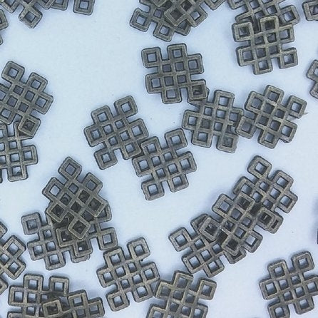 M90 - 0.9mm square sieve in Bronze (modern)