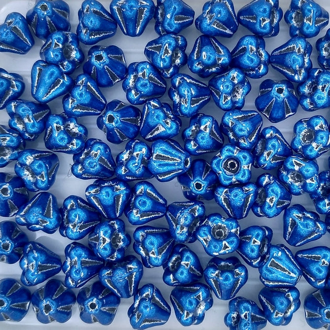 15 x Baby Bell Flowers in Metallic Blue (6x4mm)