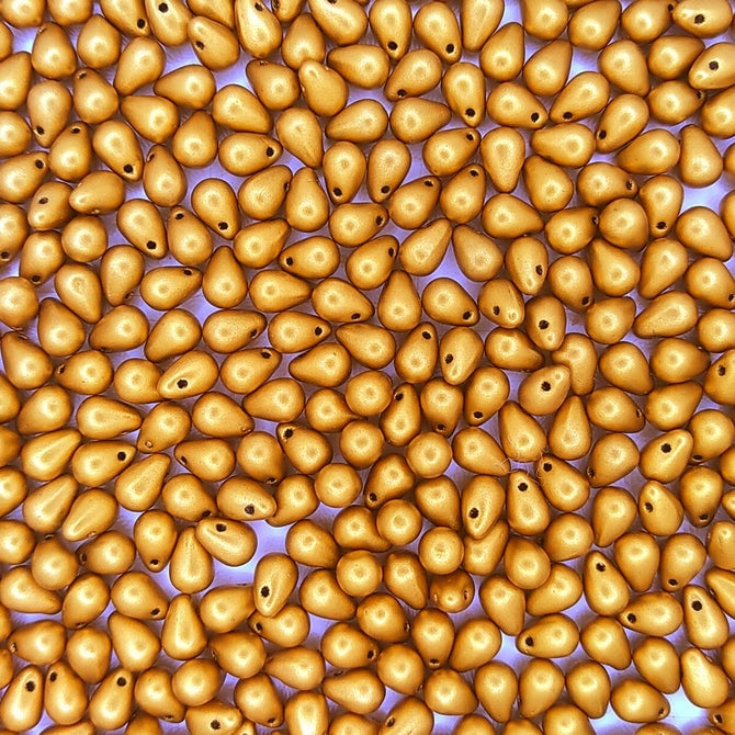 50 x drops in Brass Gold (6x4mm)