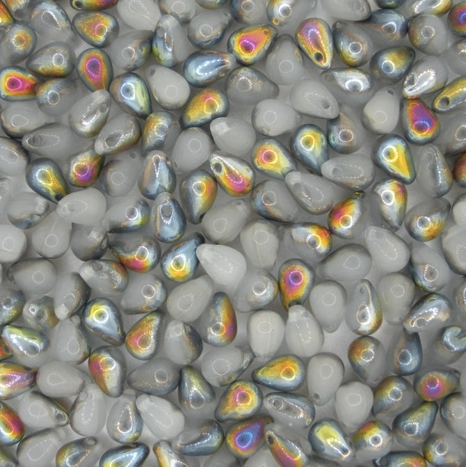 25 x drops in Grey Marea (6x4mm)