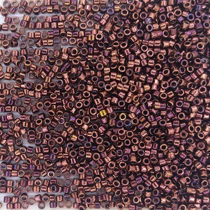DB0012 - 5g Size 11/0 delicas in Metallic Dark Raspberry