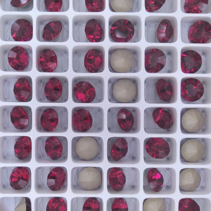 SS39 or 8.3mm Chaton Maxima in Ruby (Preciosa)