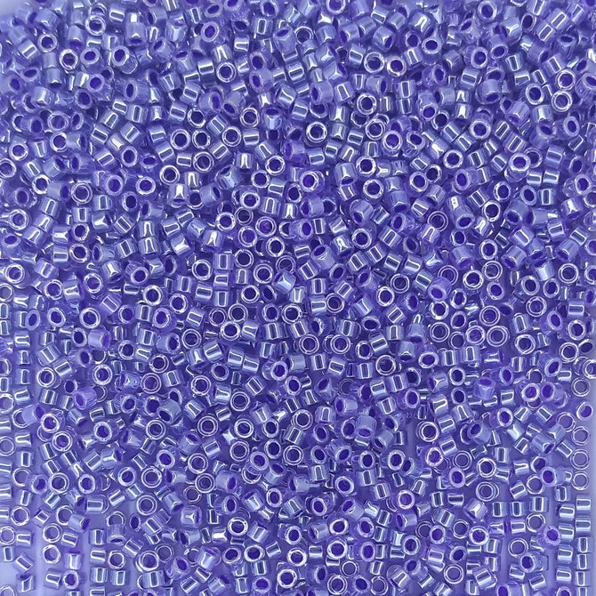 DB0250 - 5g Size 11/0 delicas in Amethyst Ceylon