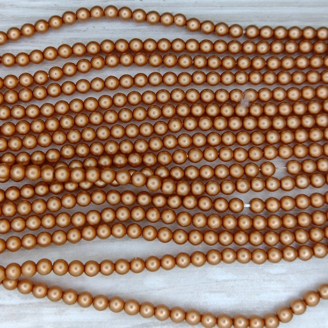 150 x 3mm round pearls in Tawny Satin