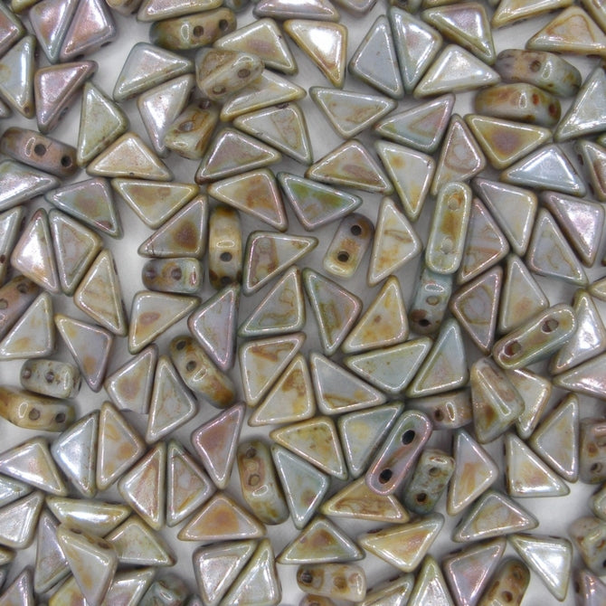 25 x Tango beads in Chalk White/Blue Lustre