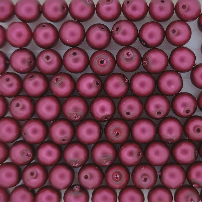 25 x 6mm pearls in Matt Wine