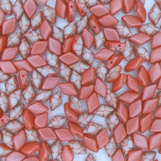 30 x GemDuo in Pearl Shine Light Coral with laser etched Giraffe