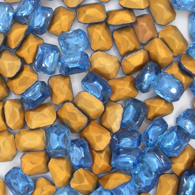 Cab77 - 8x6mm octagonal cabochon in Sapphire (Vintage)