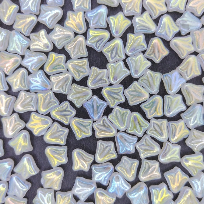 10 x 9mm Lily flowers in Crystal with Full AB