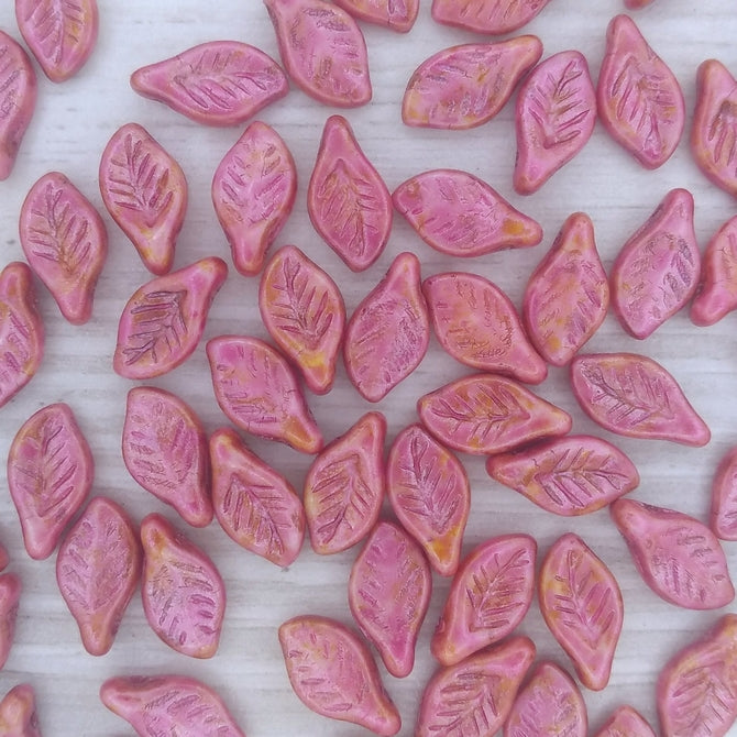 15 x Bay leaves in Opaque Rose Picasso (12x6mm)