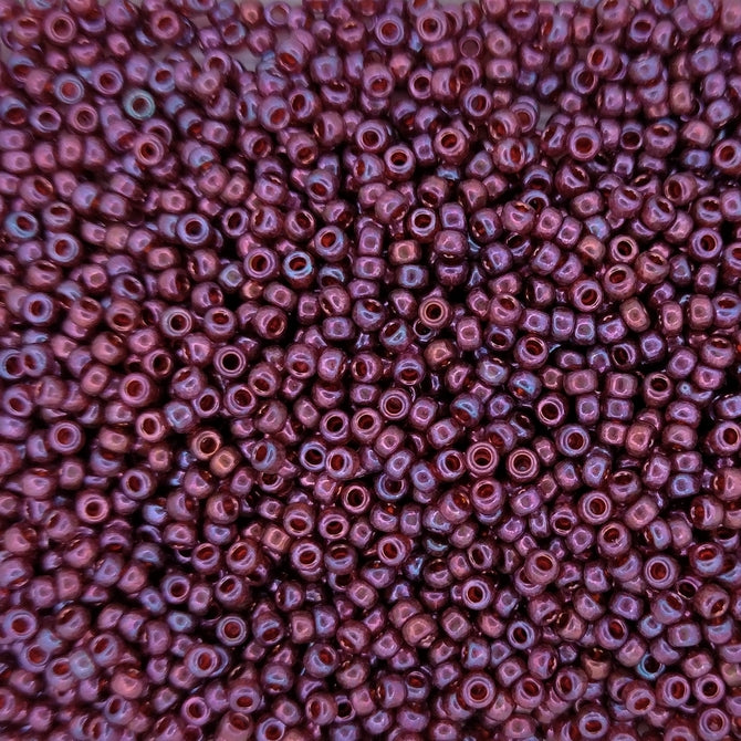 0313 - 10g Size 11/0 Miyuki seed beads in Cranberry Gold Lustre