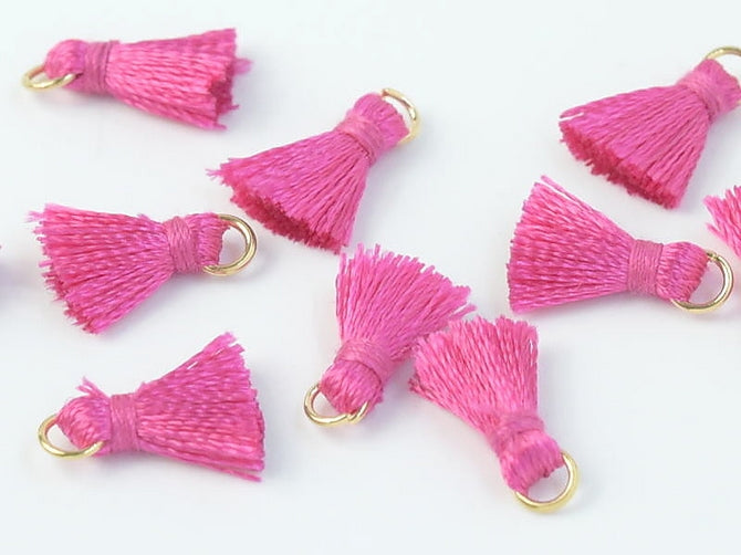 Pair of 1cm Cotton tassels in Fuchsia