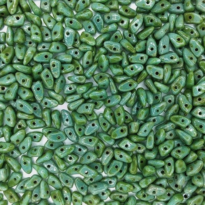 50 x CzechMate prongs in Turquoise Picasso