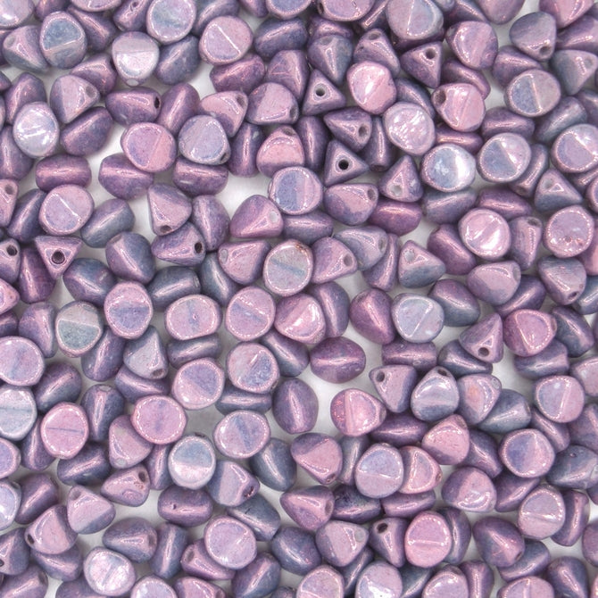50 x pinch beads in Lila Vega Lustre (3x5mm)