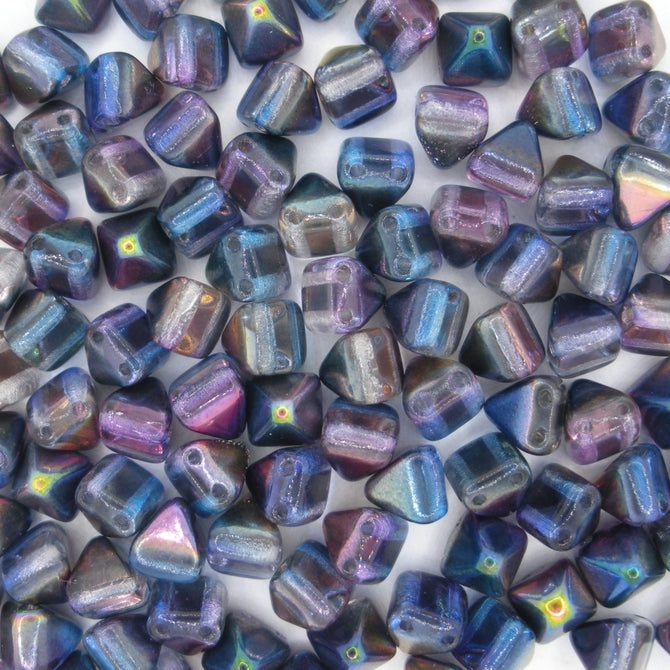 10 x 6mm pyramids in Magic Blue
