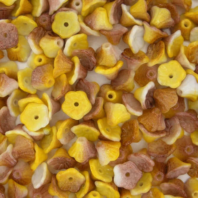 25 x flower cups in Funky Green (7x5mm)