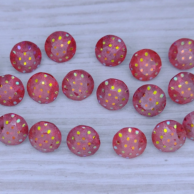 8mm Aurora chaton in Hyacinth with laser etched Spots 2