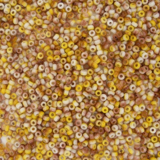 55059 - 10g Size 11/0 Miyuki seed beads in Funky Green