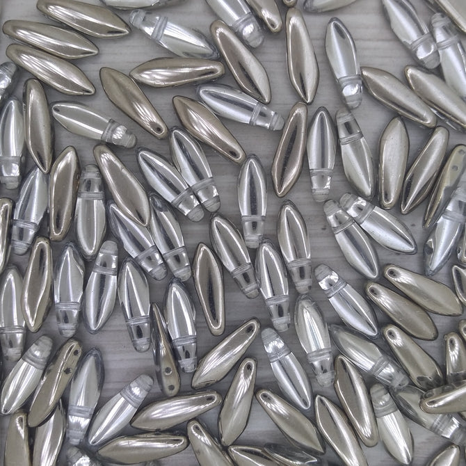 10 x two hole daggers in Crystal/Argentic (5x16mm)