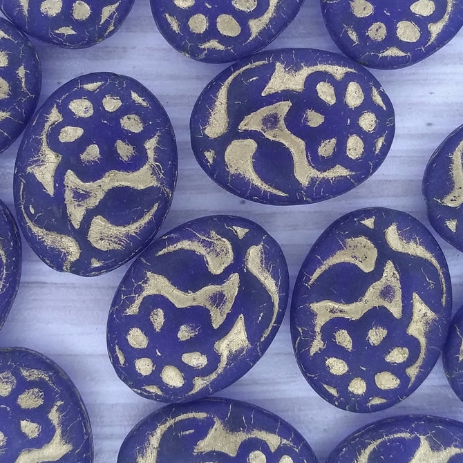 2 x ovals in Matt Sapphire with Gold Flowers (21x16mm)