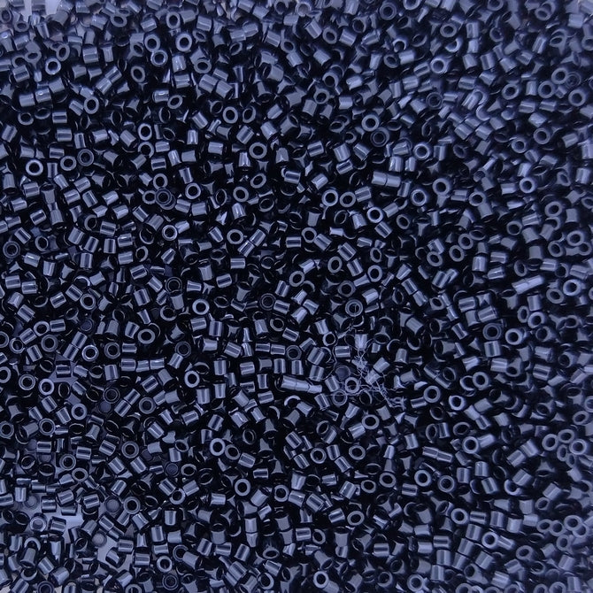 DBS0010 - 2.5g Size 15/0 delicas in Black