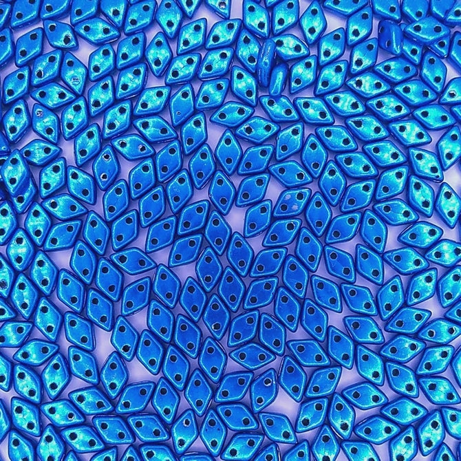 50 x CzechMate diamonds in Saturated Metallic Nebulas Blue