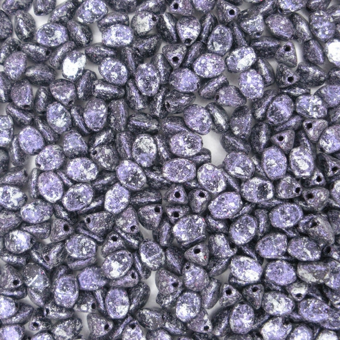 50 x pinch beads in Tweedy Violet