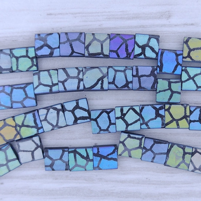 25 x Tila beads in Matt Black with Giraffe design