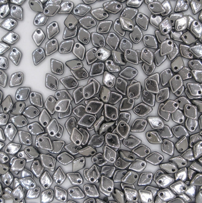 5g Dragon Scale beads in Chrome