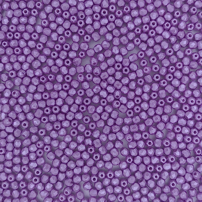 50 x 3mm faceted beads in Pastel Lila