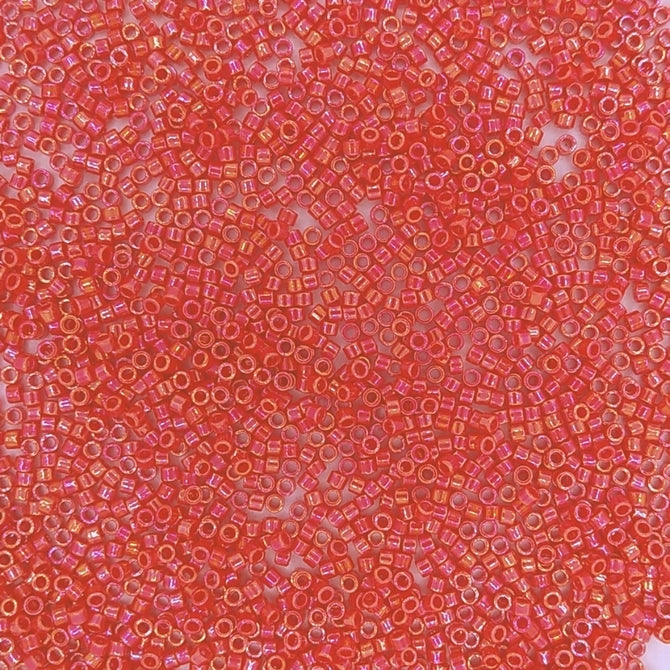 DB0159 - 5g Size 11/0 delicas in Opaque Light Siam AB