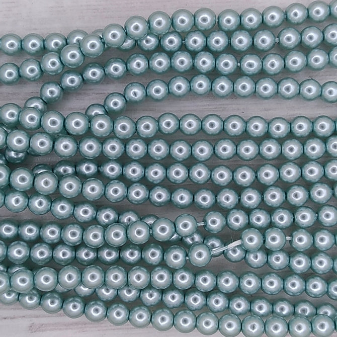 120 x 4mm round pearls in Baby Blue