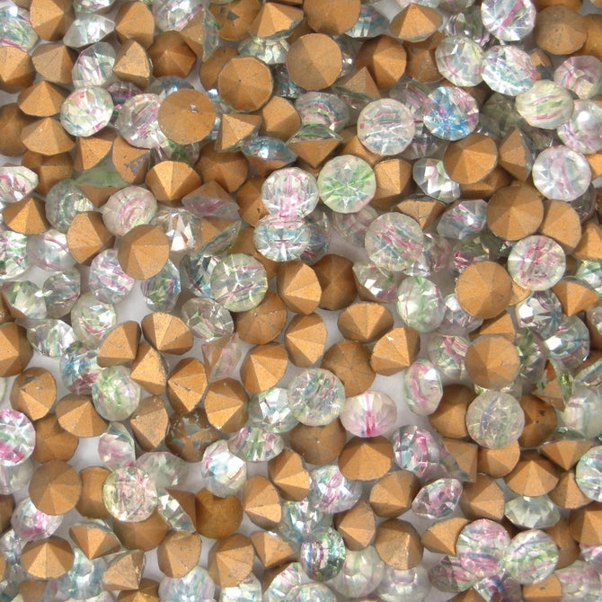 10 x SS22 Chatons in Rainbow (Vintage Czech)