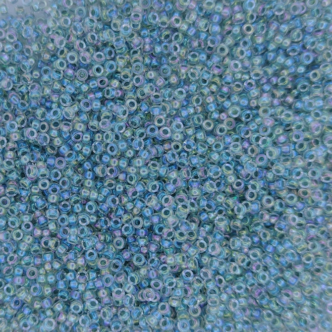 0263 - 25g Size 15/0 Miyuki seed beads in Seafoam lined Crystal