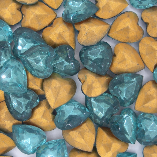 Cab66 - 11x12mm heart cabochon in Aqua Blue (Vintage)