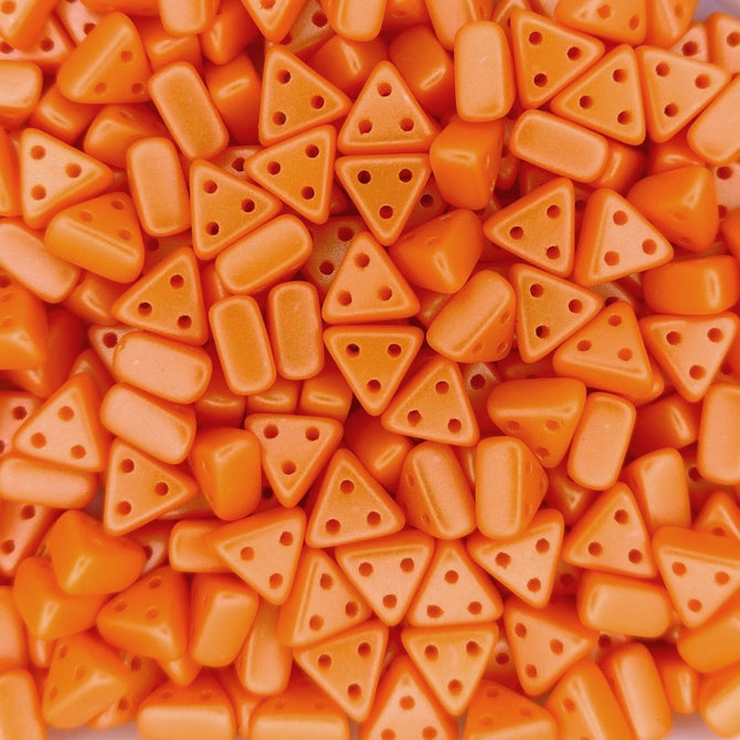 25 x eMMA beads in Pastel Orange