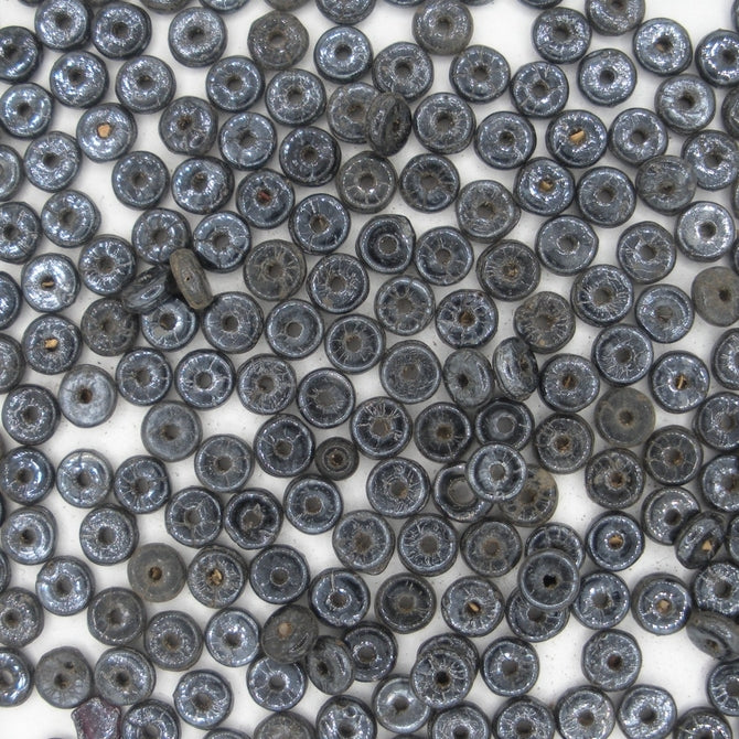 40 x spacer beads in Black (1900s) 2x4mm