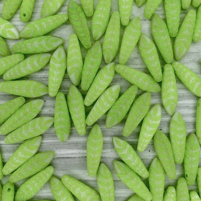 10 x daggers in Neon Lime with laser etched Ears of Corn (5x16mm)