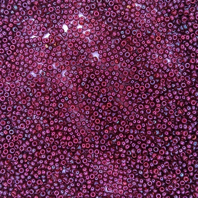 0315 - 10g Size 11/0 Miyuki seed beads in Burgundy Gold Lustre