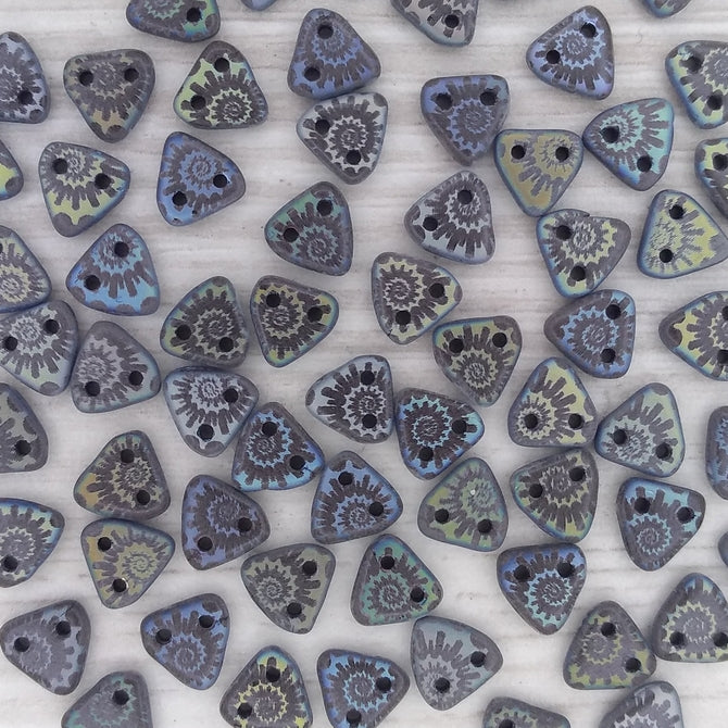 30 x CzechMate triangles in Matt Black with laser etched Shell