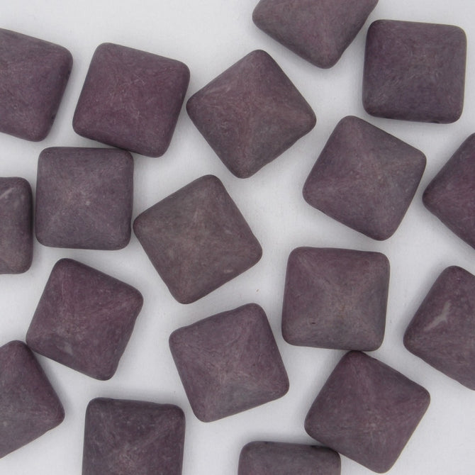 2 x 12mm pyramids in Matt Lila Vega